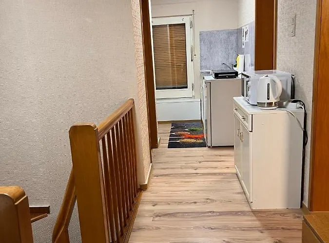 Monteur- Und Am Brückchen Mit Inklusive Nutzung Idar-Oberstein